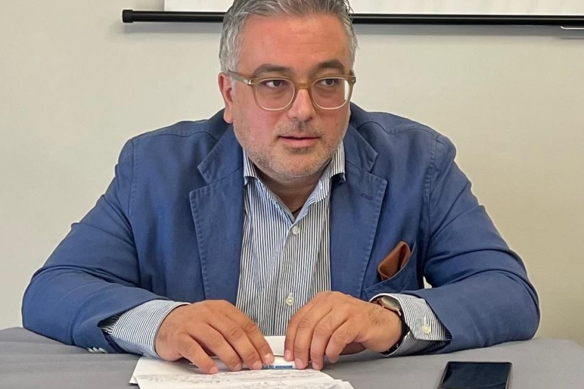 DE BARTOLO (IDM): SUI QUATTROMILA TIROCINANTI CALABRESI (TIS) LE ISTITUZIONI FACCIANO FRONTE COMUNE