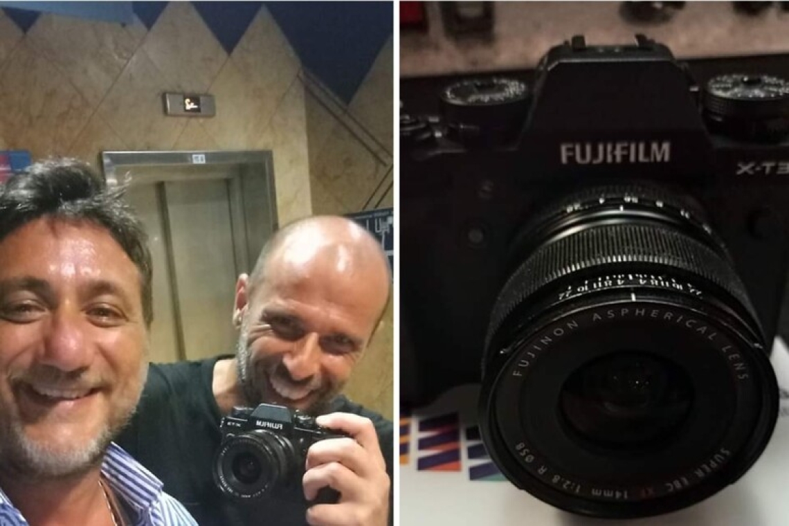 Dei turisti perdono una fotocamera a Napoli, trovata e restituita