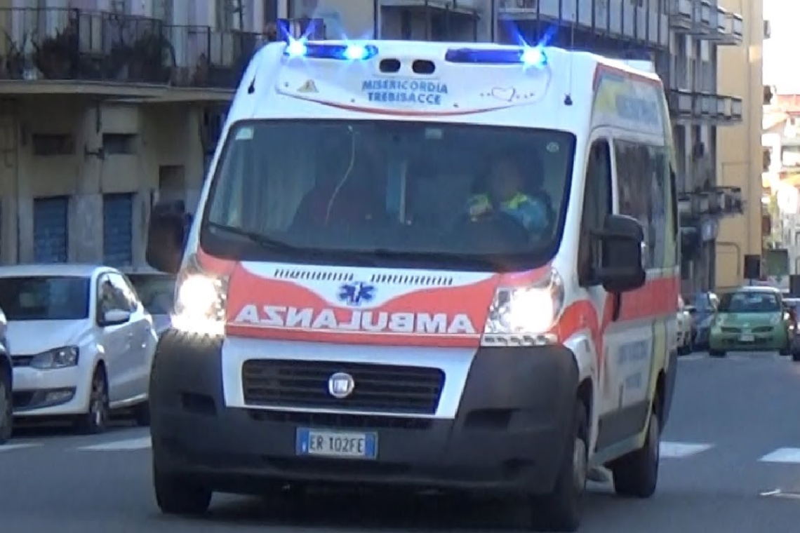 Morto un ventiduenne nel cosentino, impatto auto-moto 