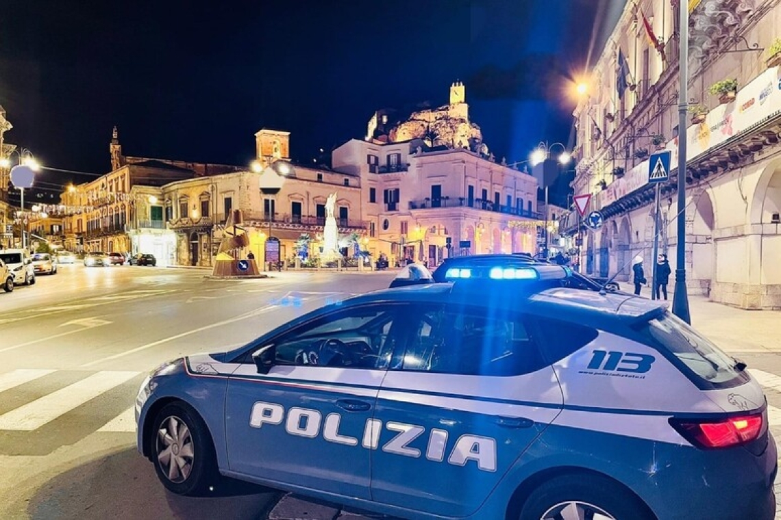 Sequestrano un minore per estorcere denaro allo zio, quattro arresti
