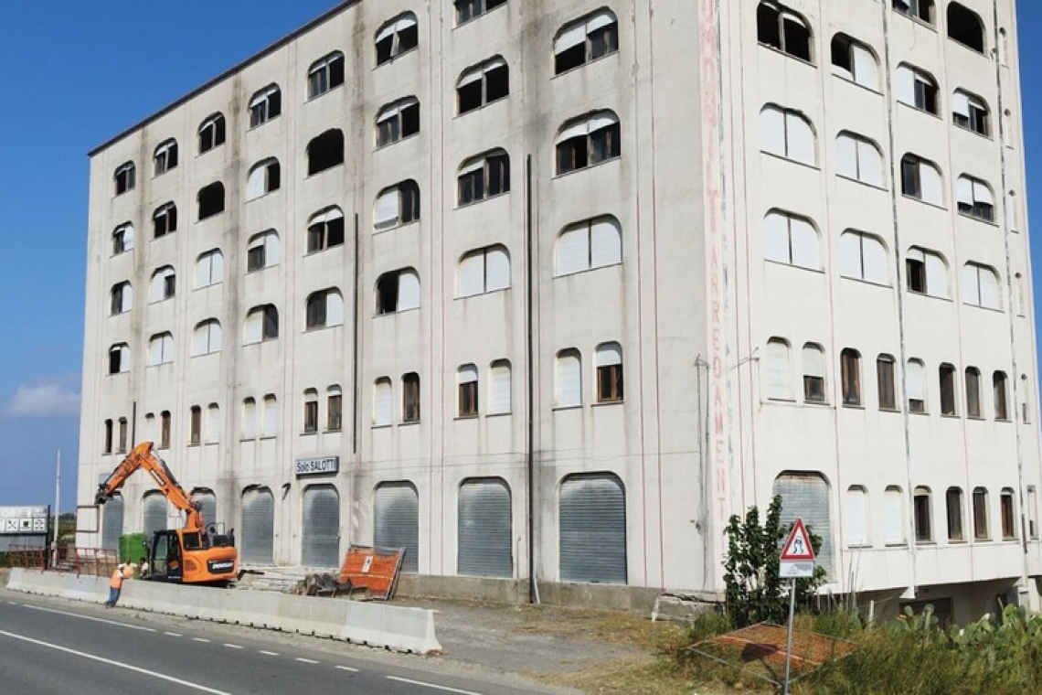 Sorgerà un’area camping al posto dell’ecomostro che a breve sarà abbattuto