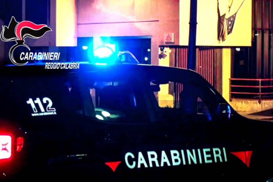 Colpi di pistola in strada, denunciato un 18enne