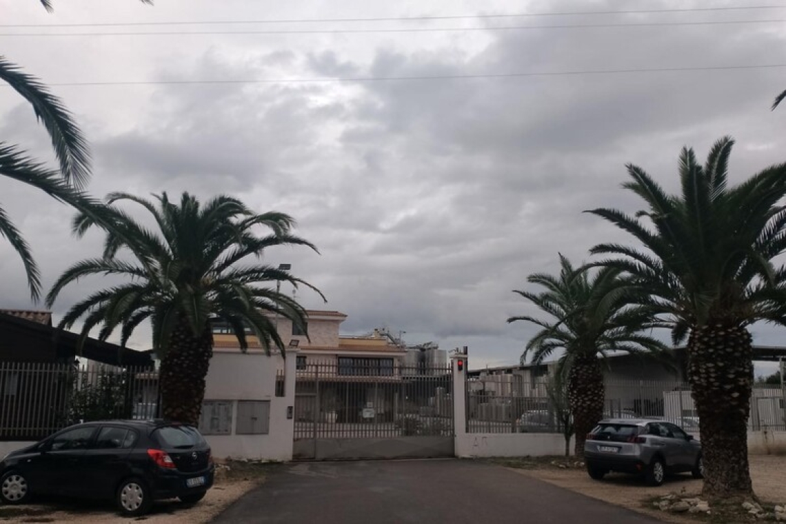 Morte dell’operaio in un oleificio, indagine per omicidio colposo