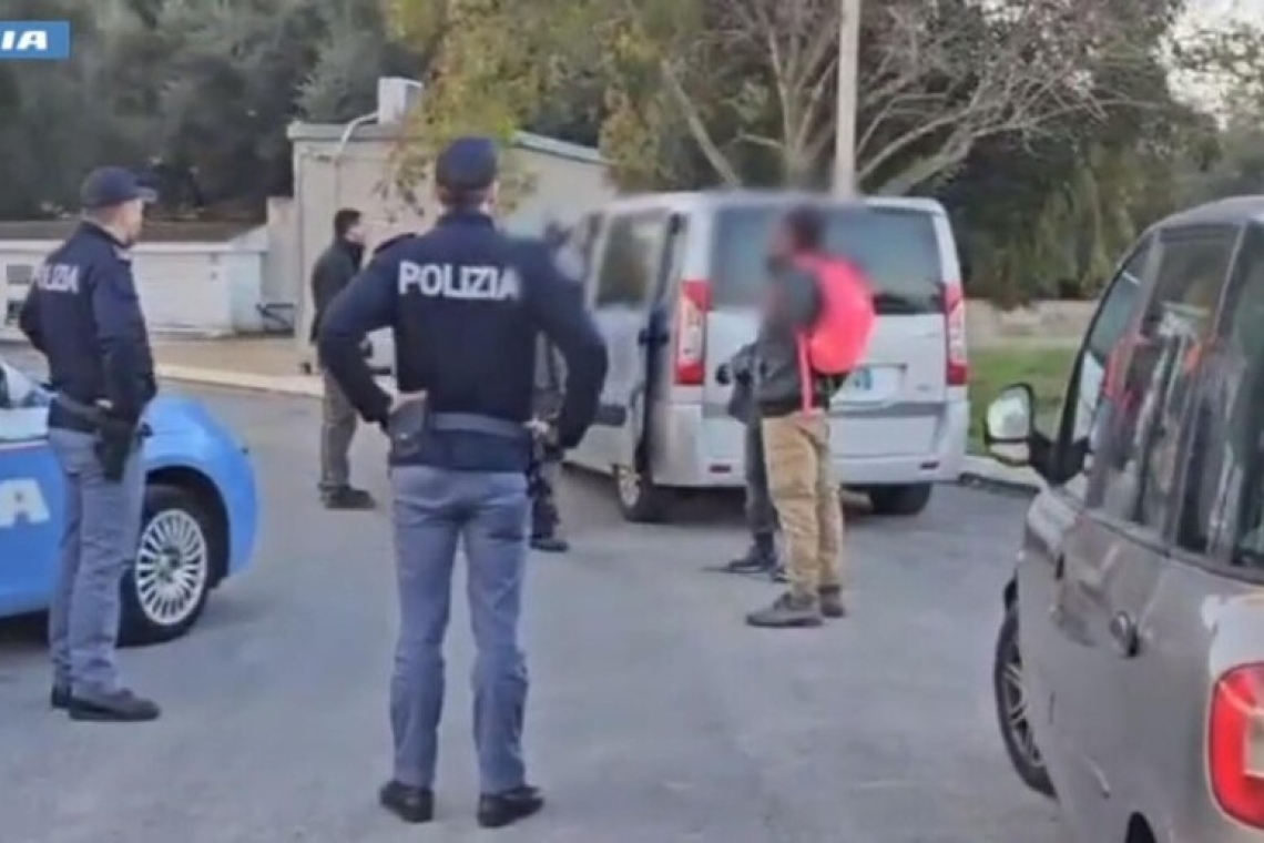4 Arresti per violenza sessuale su due minori