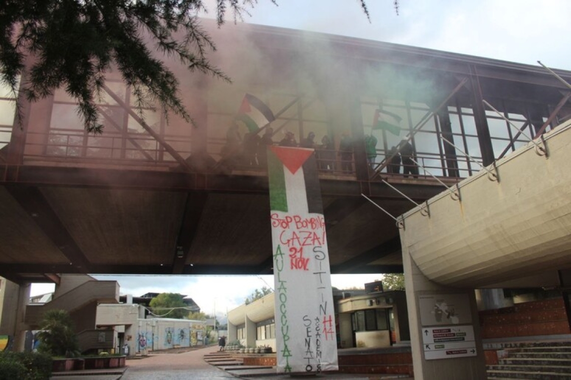 Occupata da un gruppo di studenti un’aula all’Unical per solidarietà ai palestinesi