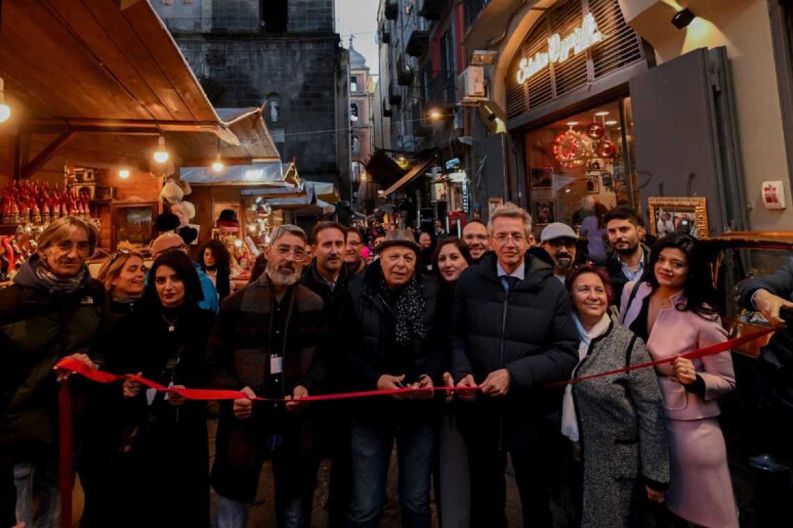 Si rinnova la magia del Natale a S. Gregorio Armeno, pronta la fiera del presepe