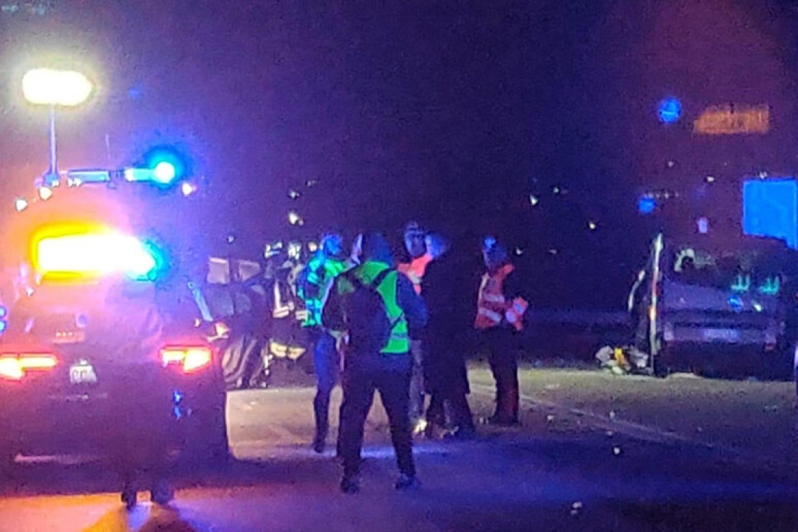 Un urto frontale tra due auto causa 4 morti e 2 feriti nel Tarantino