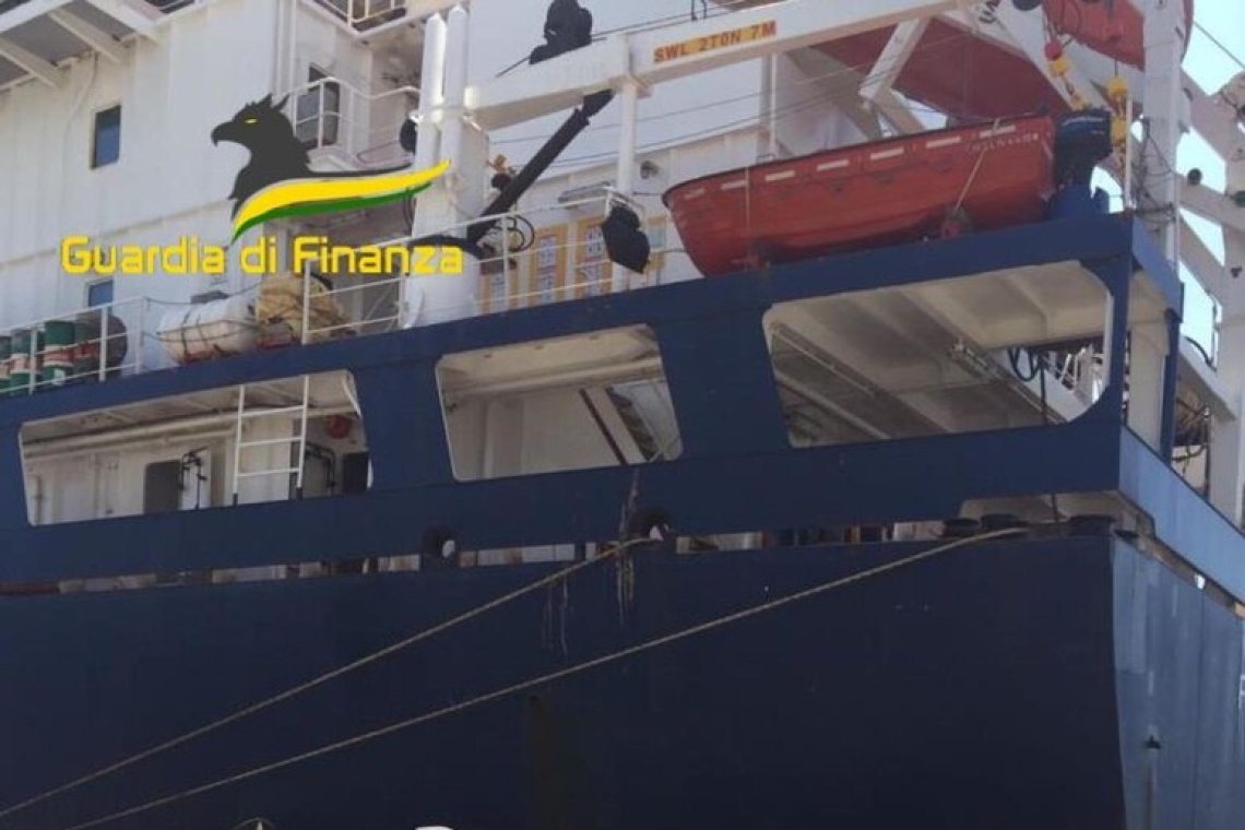 Vendevano gasolio a prezzi bassi evadendo l'Iva, sequestro da 7,5 milioni