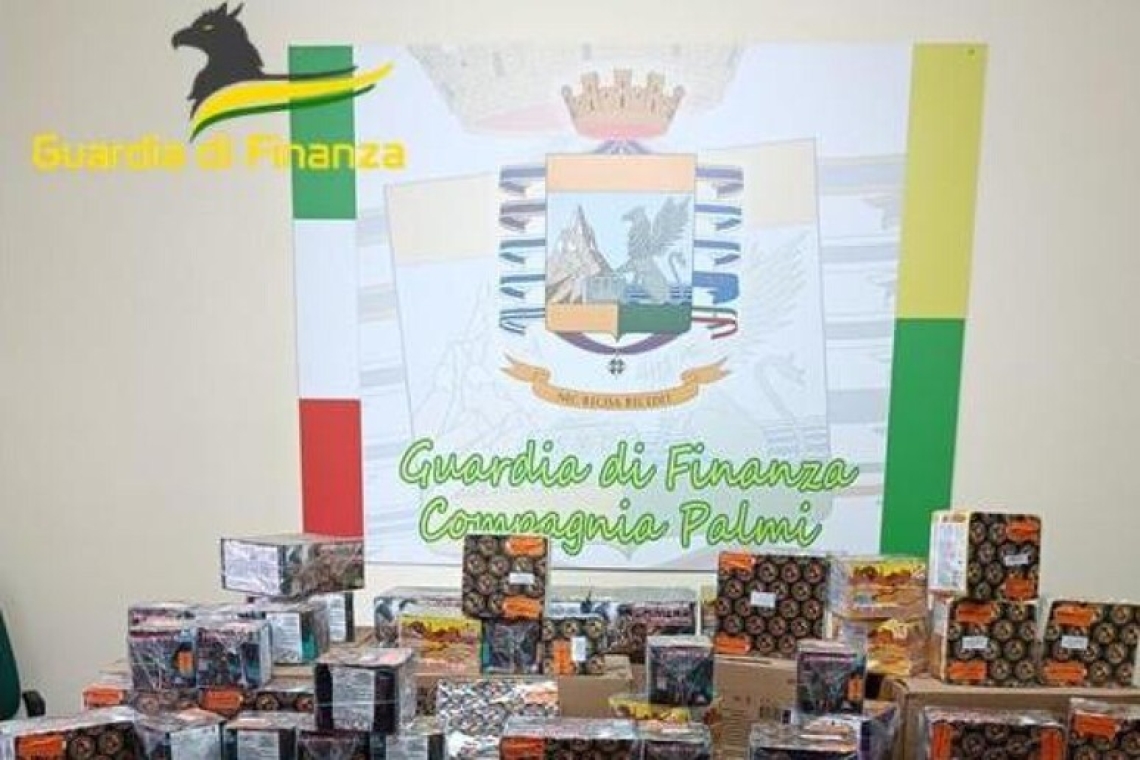 I Finanzieri sequestrano 2,5 quintali di fuochi non sicuri