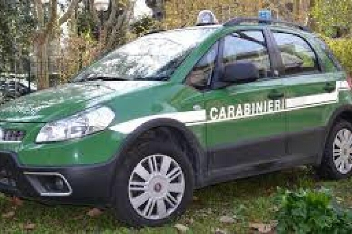 Acqua reflue di un autolavaggio nelle fogne, sequestrato 