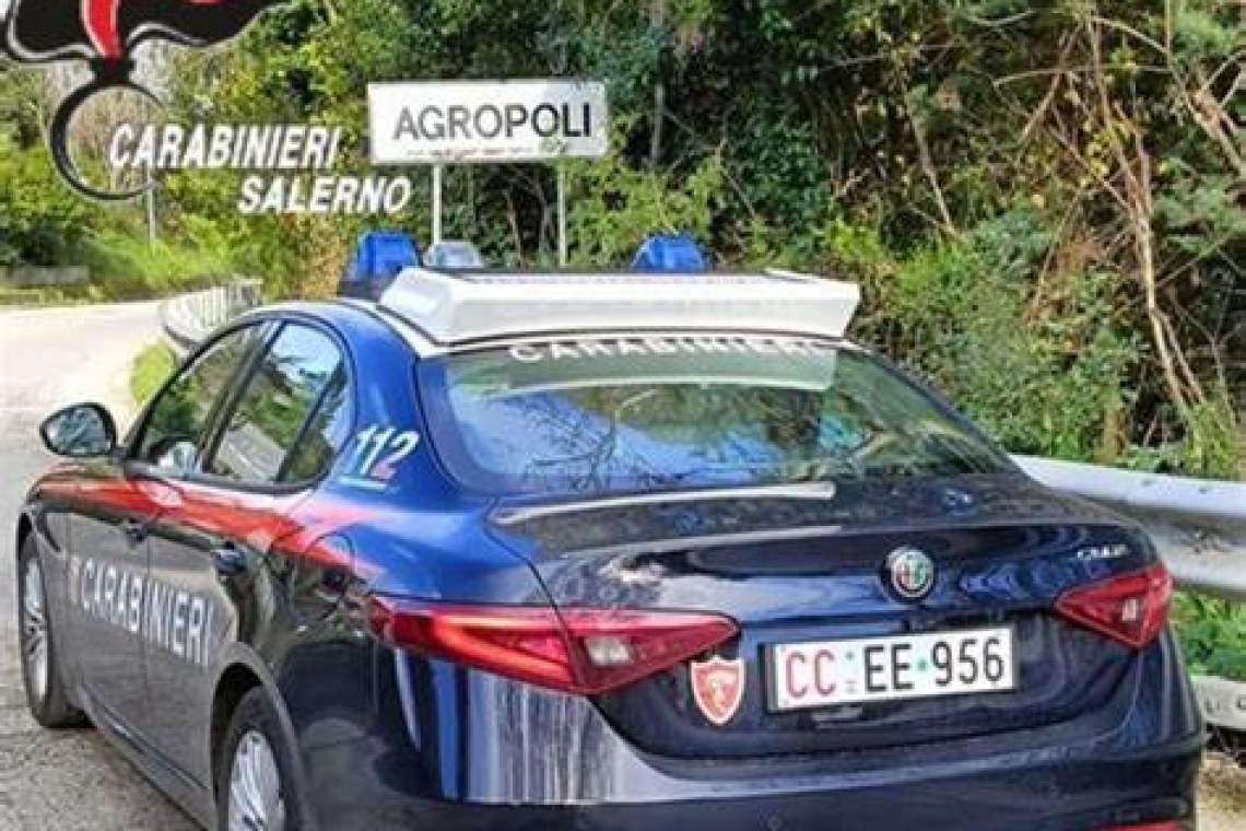 Trovati morti in casa marito e moglie, ipotesi omicidio suicidio