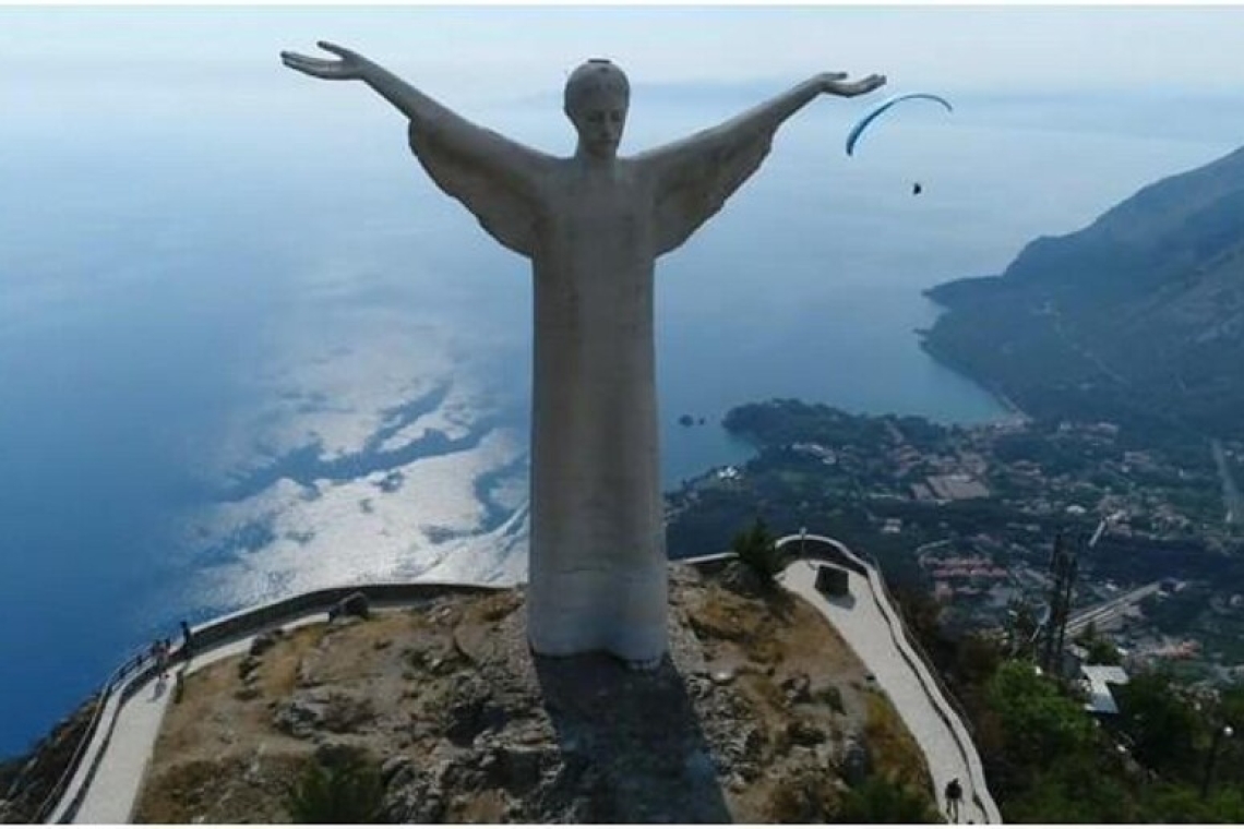 "E’ in pericolo “Il Cristo di Maratea”, la denuncia del Cseres