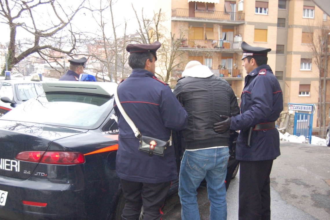 Arrestati tre parcheggiatori abusivi vicini alla camorra
