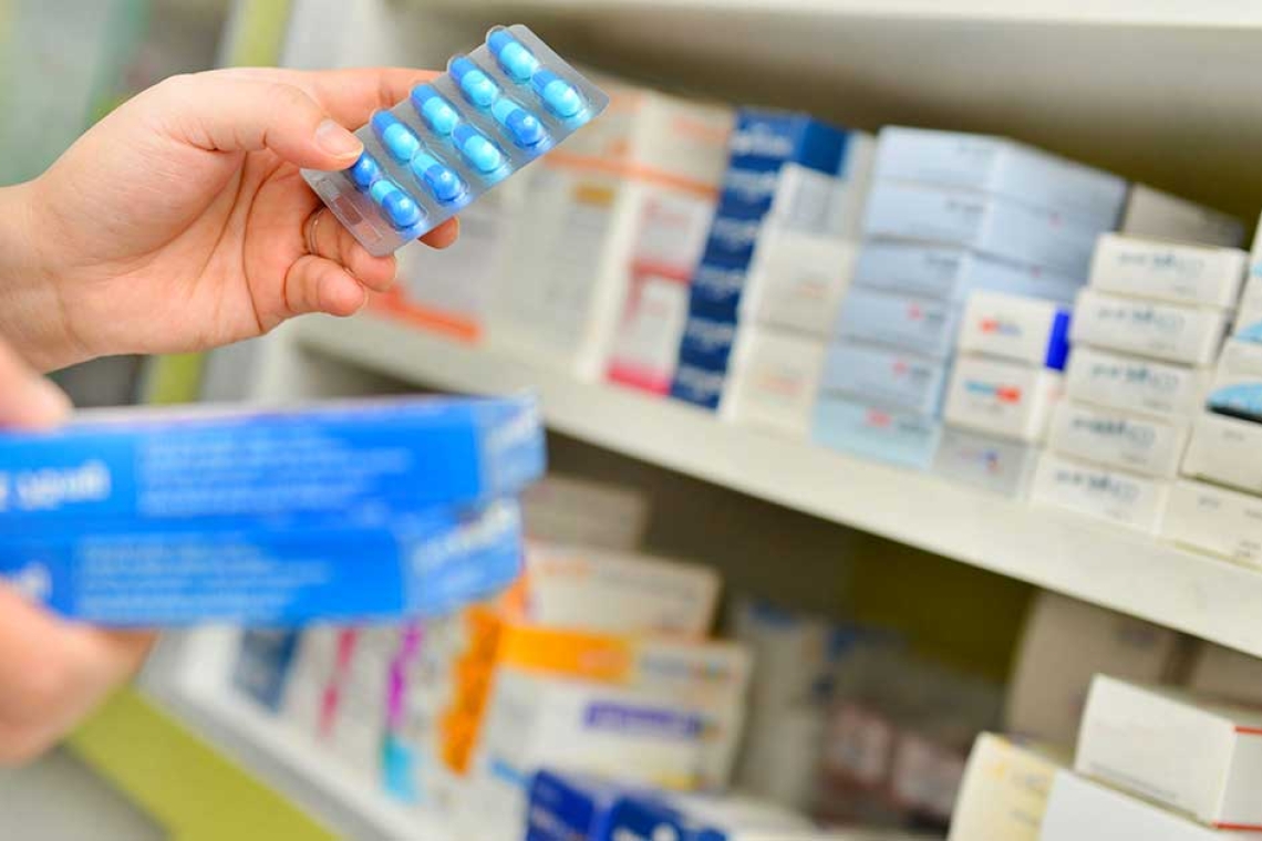 Farmaci rubati e rivenduti a prezzi scontati: 20 indagati a Bari
