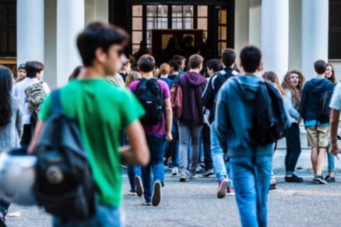 Lite con accoltellamento in un Liceo a Reggio Calabria