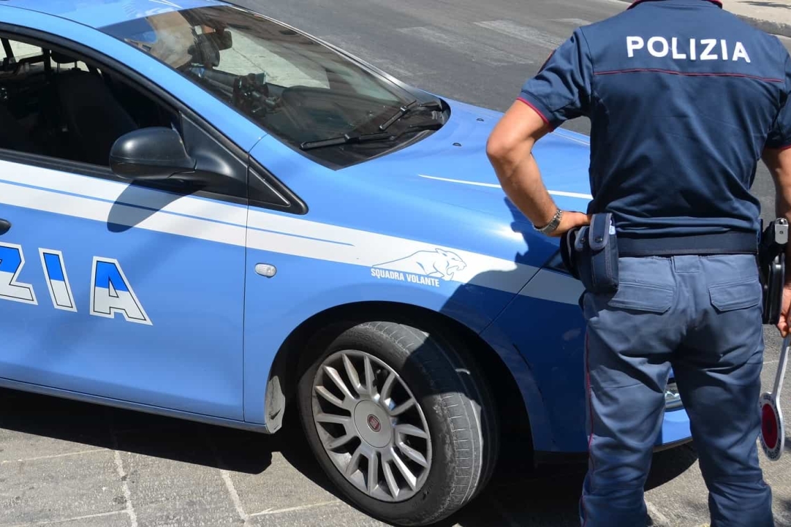 Arrestato nella locride con pistola clandestina e armi in casa