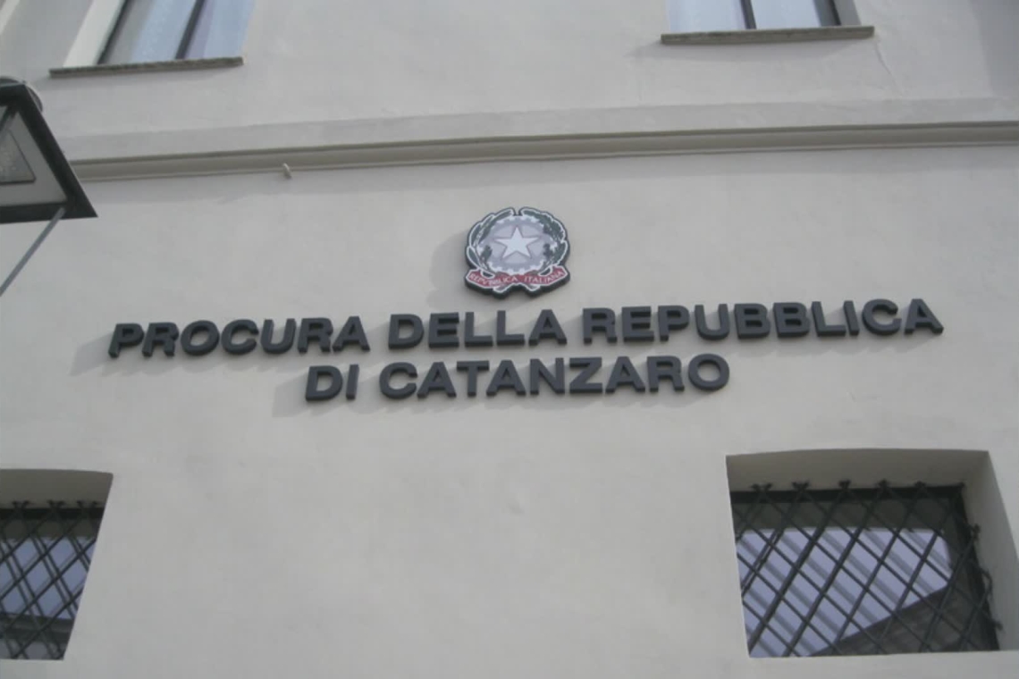 142 indagati a Cosenza: 'Ndrangheta e droga