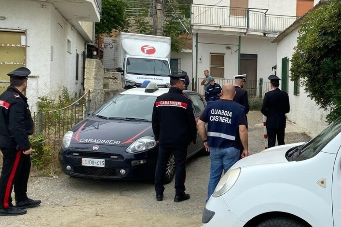 Sgomberate ultime villette abusive sul demanio a Caminia