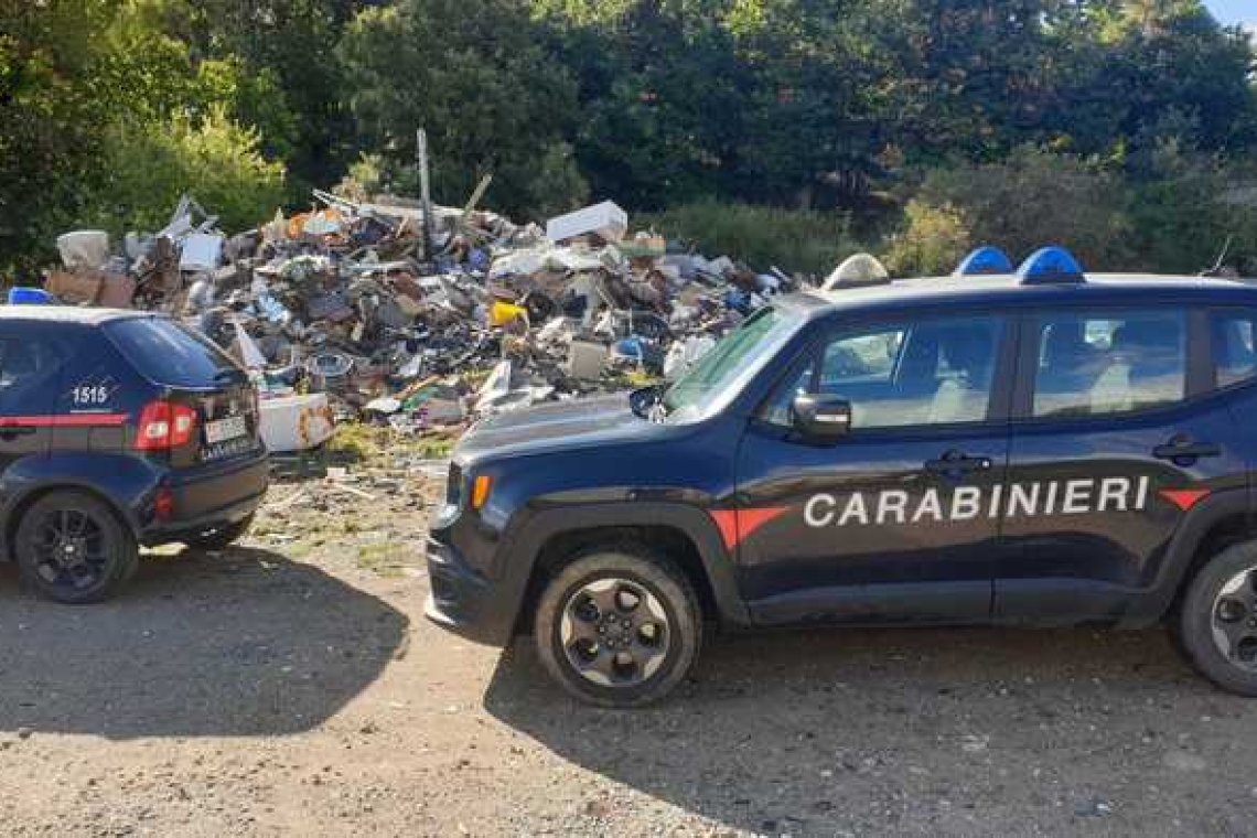 Bruciavano illecitamente rifiuti: cinque misure cautelari nel reggino