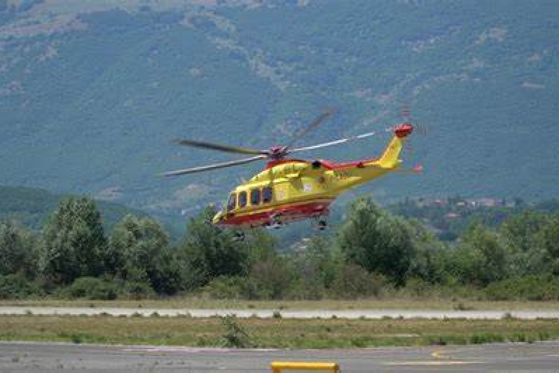 Bagnante ferito alle gambe dall'elica di un natante a Capo Vaticano