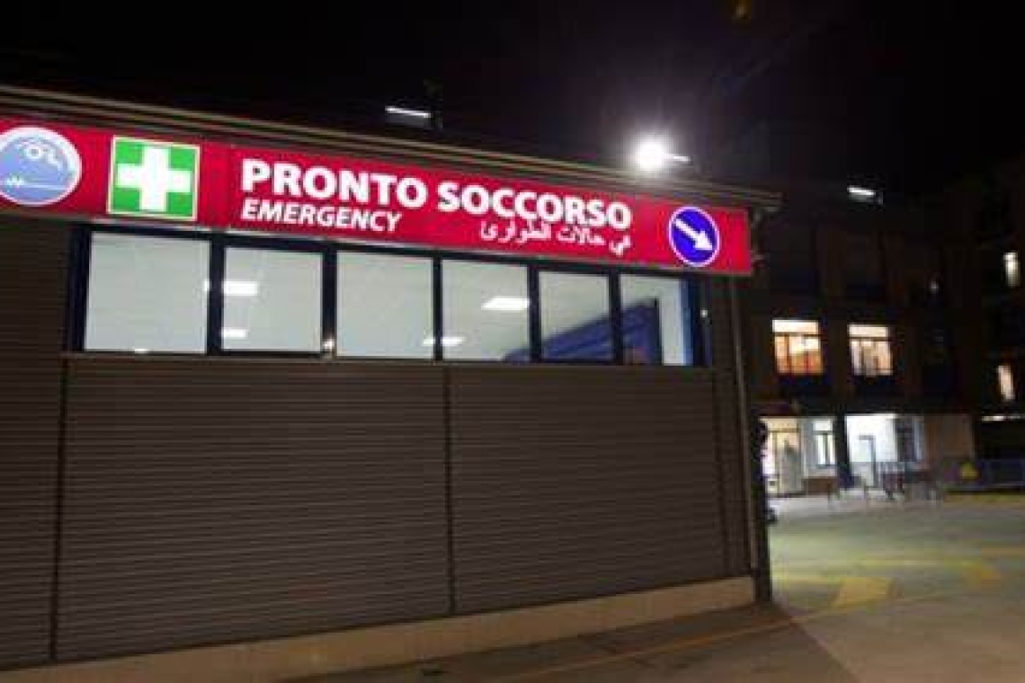 Cosenza, 30enne si presenta all’Annunziata ferito a colpi di pistola