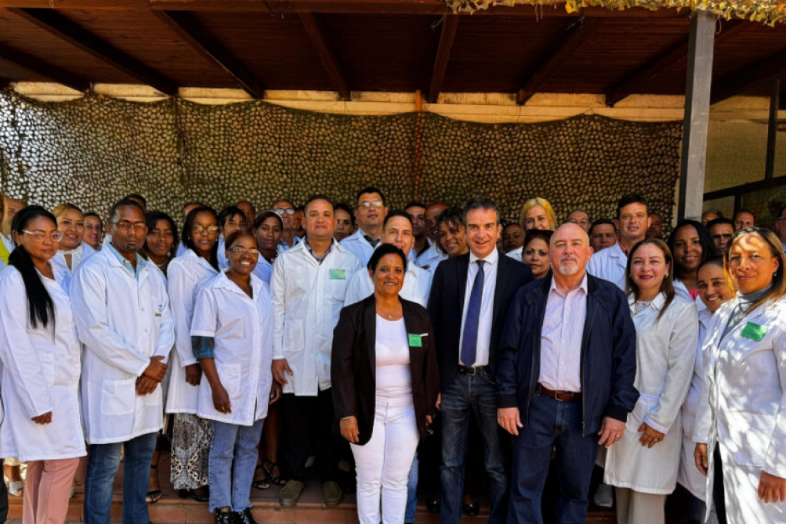 Calabria, arrivato un nuovo contingente di 66 medici cubani 